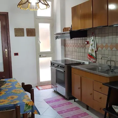 Casa Di Nonna Daire Calasetta